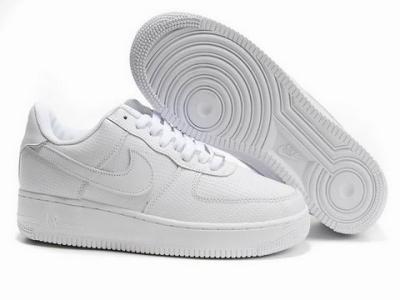 air force 1-1572